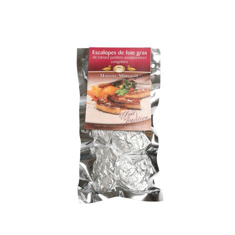 Escalopes de foie gras de canard poêlées assaisonnées